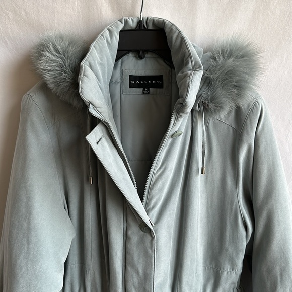 Gallery gorgeous vintage sea foam green winter coat, size M - Picture 8 of 15